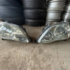 2006 Avalon on fara morda