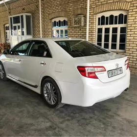 Toyota Camry 2012