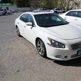Nissan Maxima 2012