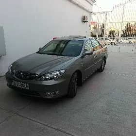 Toyota Camry 2005