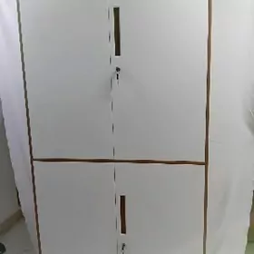 Demir şkaf 4 gapyly.Шкаф