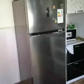 HOLADILNIK ALÝANКУПИМ