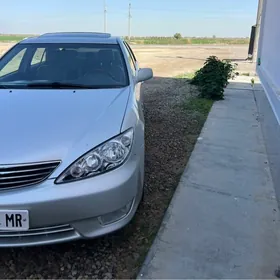 Toyota Camry 2005