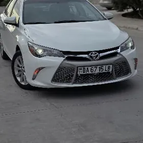 Toyota Camry 2016