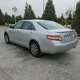 Toyota Camry 2010