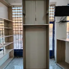 Шкаф для магазина