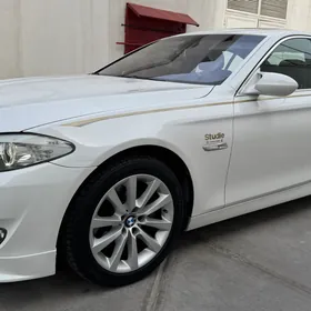 BMW 530 2010