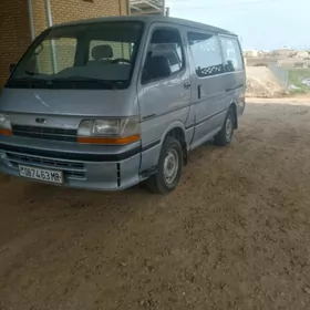 Toyota Hiace 1990