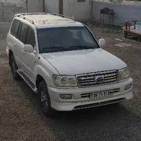 Toyota Land Cruiser 2000