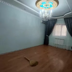 ARENDA 8MKR 2-KOMNAT 4-ETAJ