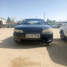 Nissan Cefiro 1997