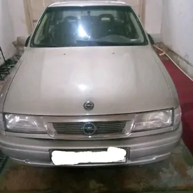 Opel Vectra 1989