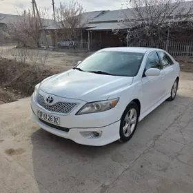 Toyota Camry 2011