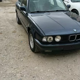 BMW E34 1989