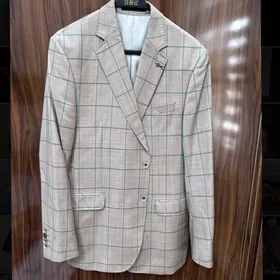 Gauche kastyum original