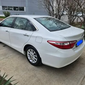 Toyota Camry 2017