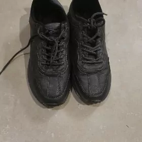 Туфли,сапоги,кроссовки