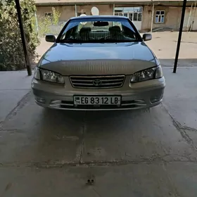 Toyota Camry 2000