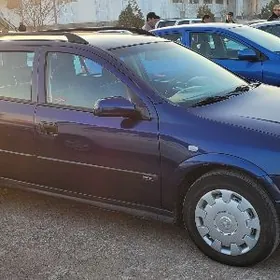 Opel Astra 2000