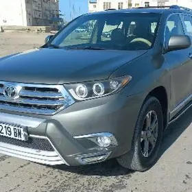 Toyota Highlander 2011
