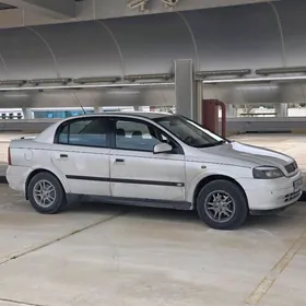 Opel Astra 2003