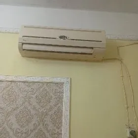 Kansaner kir masyn yuwyas