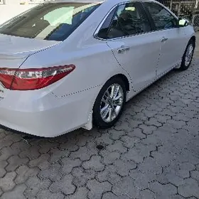 Toyota Camry 2017