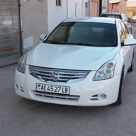 Nissan Altima 2009