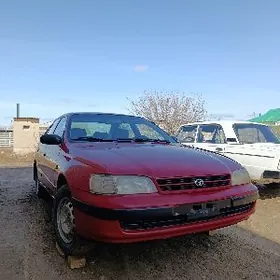 Toyota Carina 1995