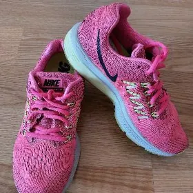 Кроссовки женские-NIKE