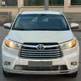 Toyota Highlander 2015