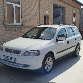 Opel Astra 2000