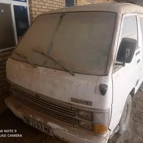 Toyota Hiace 1985