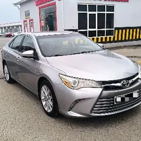 Toyota Camry 2015