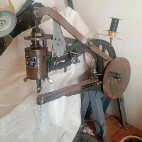 Машинка для коженних изделий