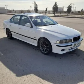 BMW E39 2001