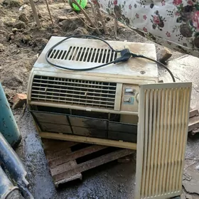 ПРОДАЁТСЯ КОНДИЦИОНЕР МАЛЕНЬКИ