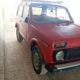 Lada Niva 1982