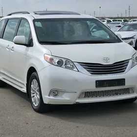 Toyota Sienna 2017