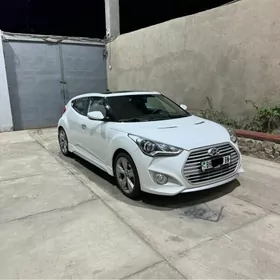 Hyundai Veloster 2013