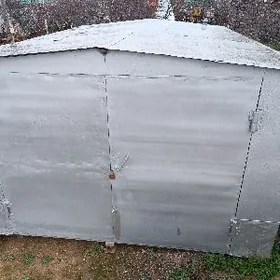 Demir garaz. Металлический гар