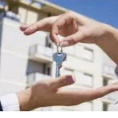 Satlyk jaý çerýomuşka gülälek