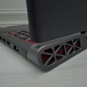 Dell Gaming i7-7 16/512