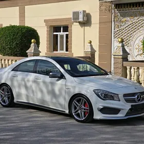 Mercedes-Benz CLA 2015