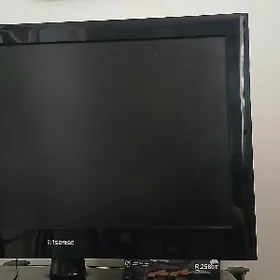 32 lik hisense telewizor