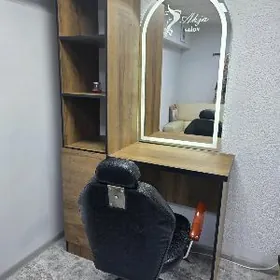 Dellekhana işgär gerek