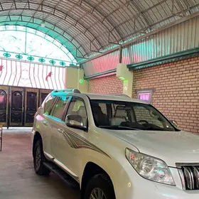 Toyota Land Cruiser Prado 2012