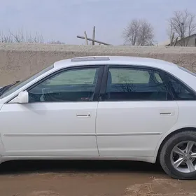 Toyota Avalon 2001