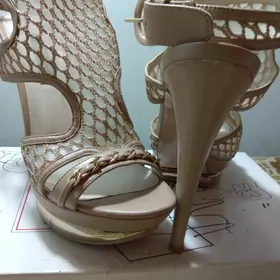 женская одежда