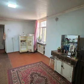 Titow köçe 3etaj 1komnat